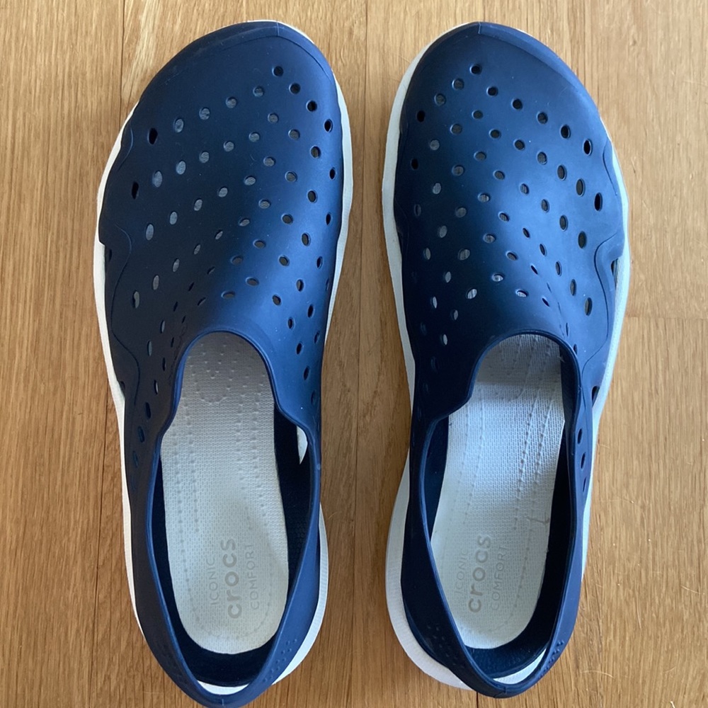 Crocs “Swiftwater” Lightweight All Purpose Sandal - Picture 5 of 11